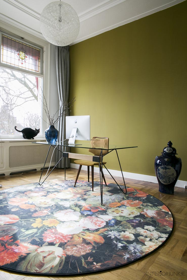 warmte Nauwgezet Melancholie Nieuwe aanwinst: mijn allereerste design vloerkleed! - Interior junkie