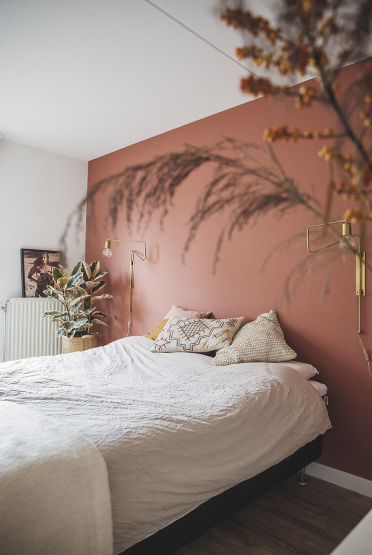 De neiging hebben Geelachtig Rusteloos Leuk voor je slaapkamer: een roestbruine kleur op je muur - Interior junkie