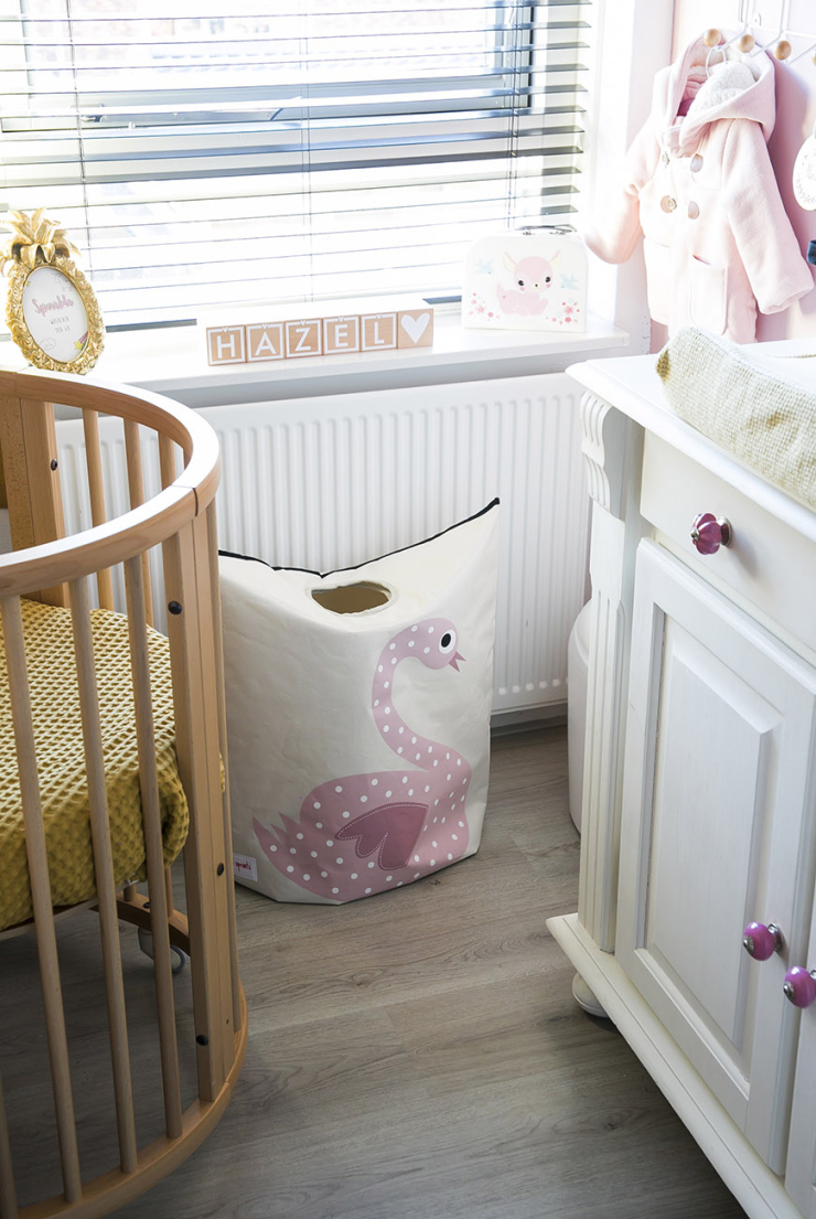Onvoorziene omstandigheden Gedateerd pk De roze babykamer met okergele accenten van Elise - Interior junkie