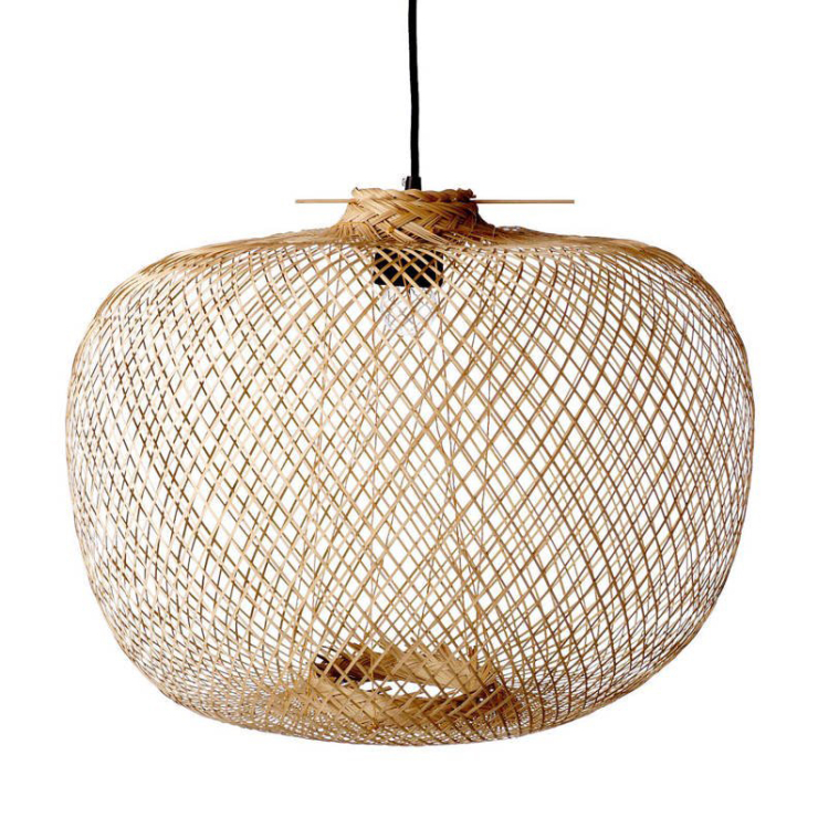Woonfavorieten: bamboe hanglamp + chique barkruk