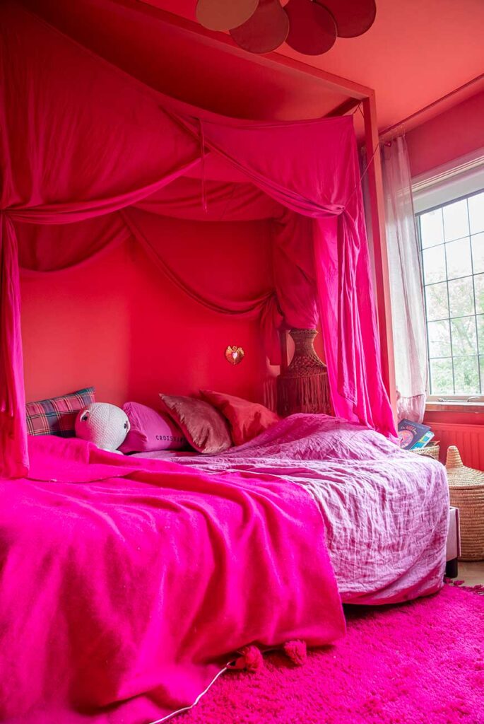 neon-roze-kinderkamer-2